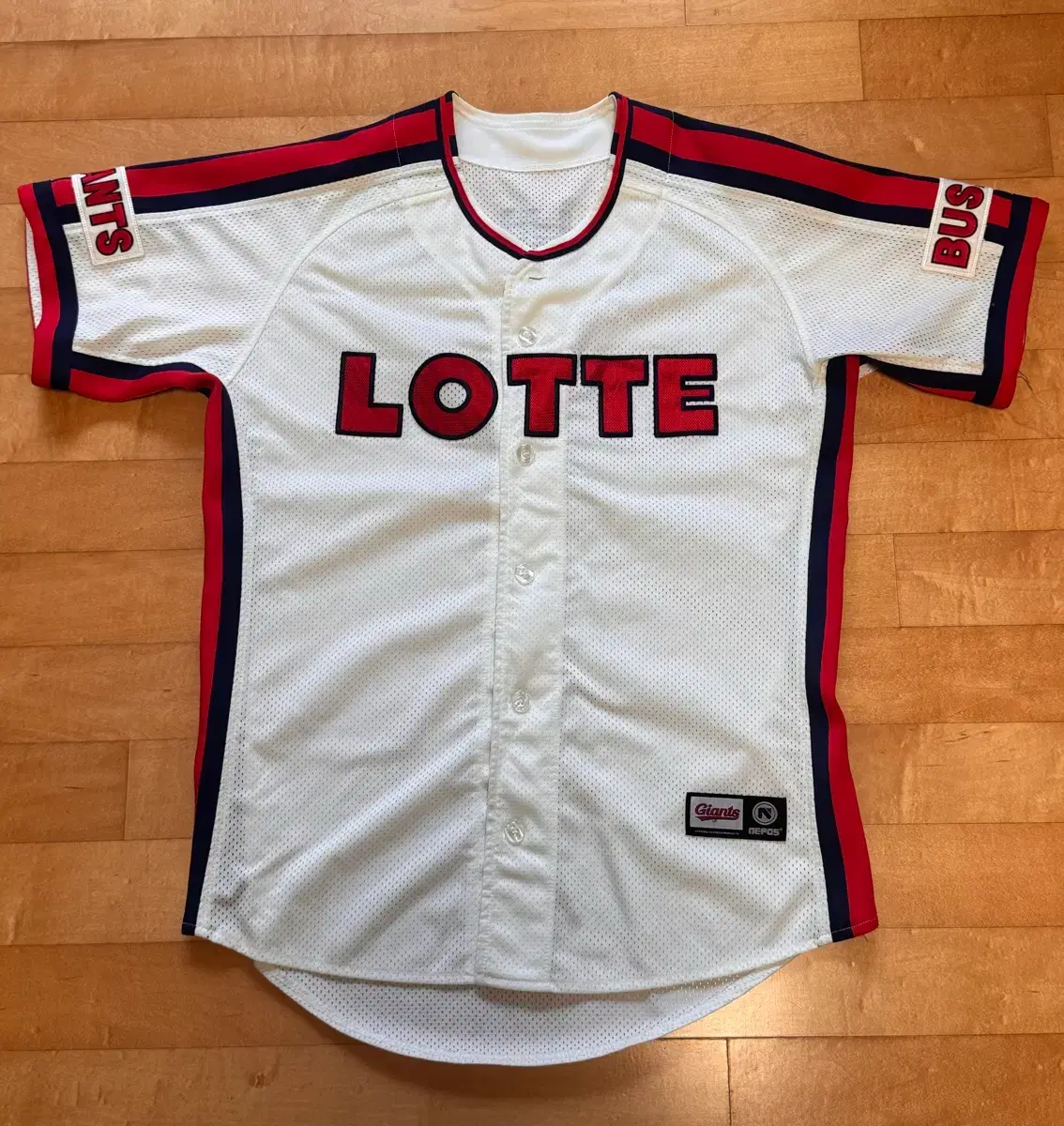 ロッテジャイアンツ LOTTE ストライプ ユニフォーム 新品タグ付き LOTTE GIANTS ユニフォームロッテ・ジャイアンツ51 キット・ペロー